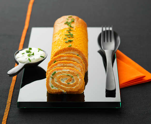 Roulé à la tomate et chèvre aux fines herbes Roulé à la tomate et chèvre aux fines herbes
