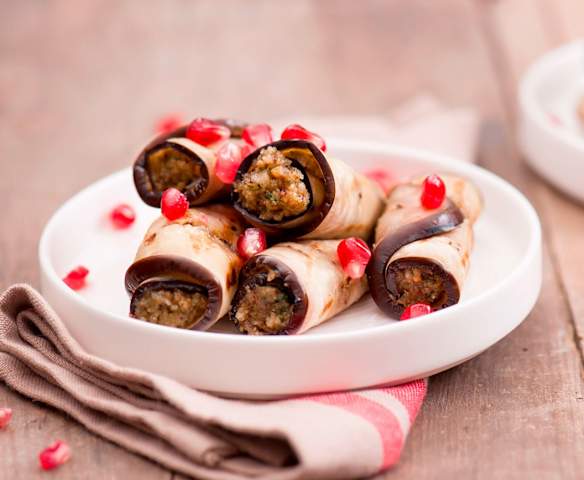 Roladki z bakłażana z pastą orzechową