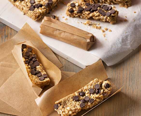 Barritas de avena y arroz inflado con pepitas de chocolate