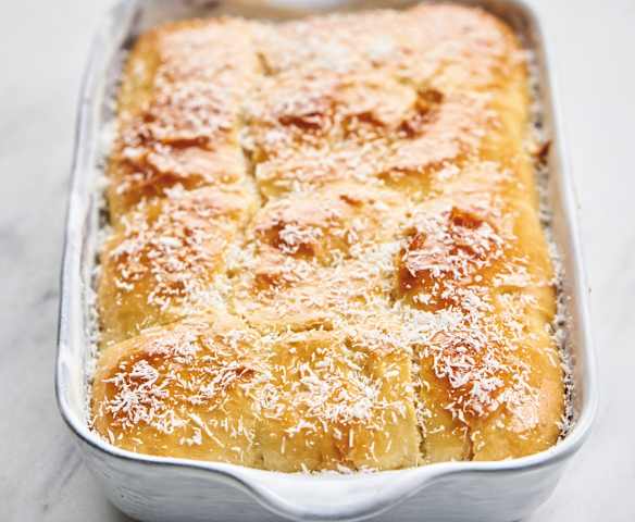 Buchteln mit Kokosglasur