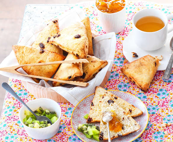 Scones raisin et citron au lait fermenté