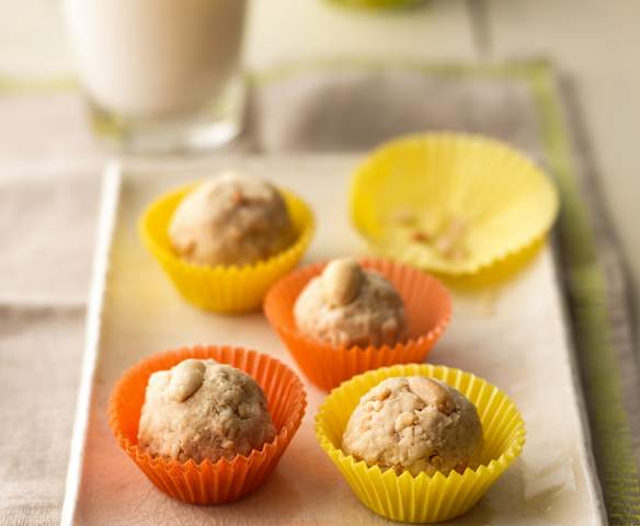 Peanut Butter Protein Balls