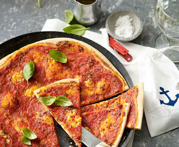 Pizza alla marinara (auf Seefahrerart)