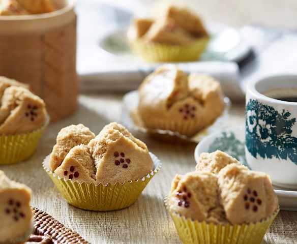 Kue Kukus Gula Aren (Palm Sugar Steamed Cupcakes)