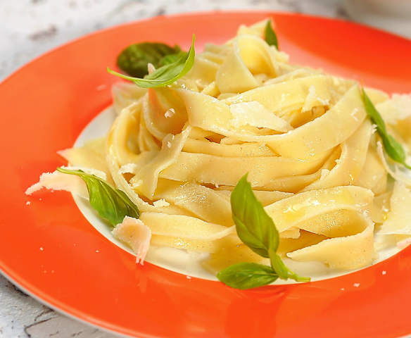 Domácí nudle (zavářka)