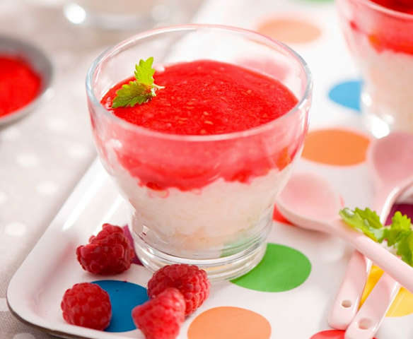 Ryż na mleku z musem malinowym