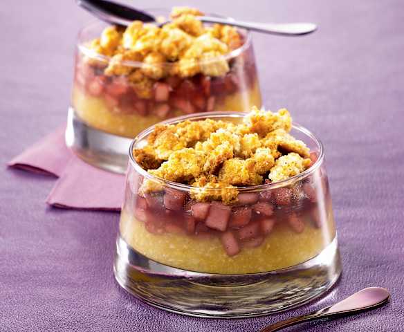 Novembre - Crumble de poire au vin rouge et compote de pommes