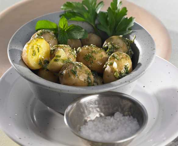 Kartoffelsalat mediterran