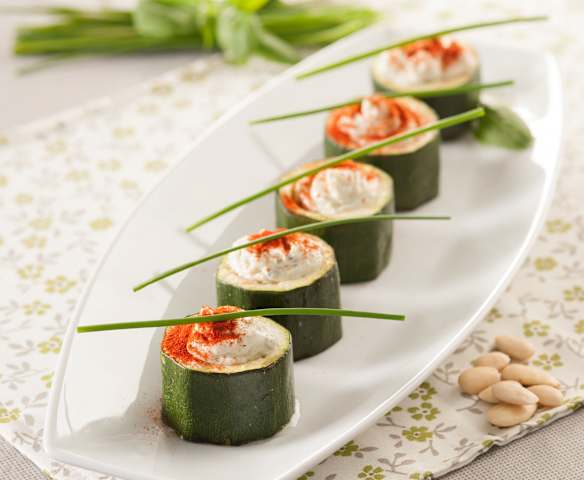 Timbales de calabacín con queso fresco Timbales de calabacín con queso fresco