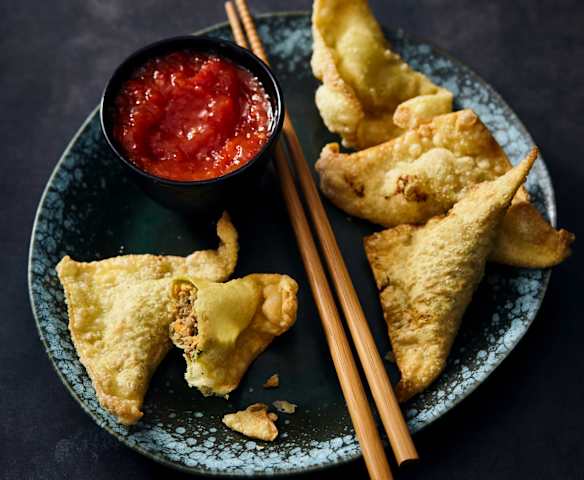 Wan Tans mit Chilisauce Wan Tans mit Chilisauce