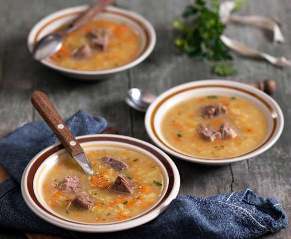 Krupnik na cielęcinie z kaszą jaglaną