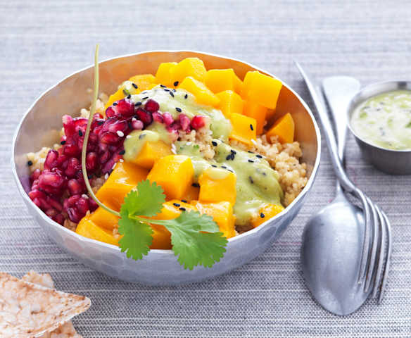 Buddha bowl au boulgour, mangue, avocat et butternut