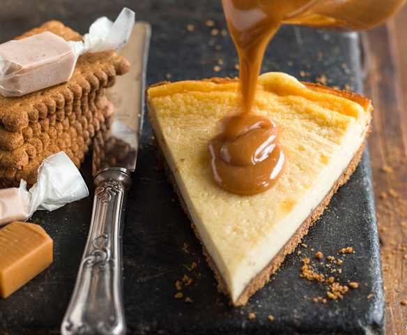 Cheesecake mit Karamellsauce