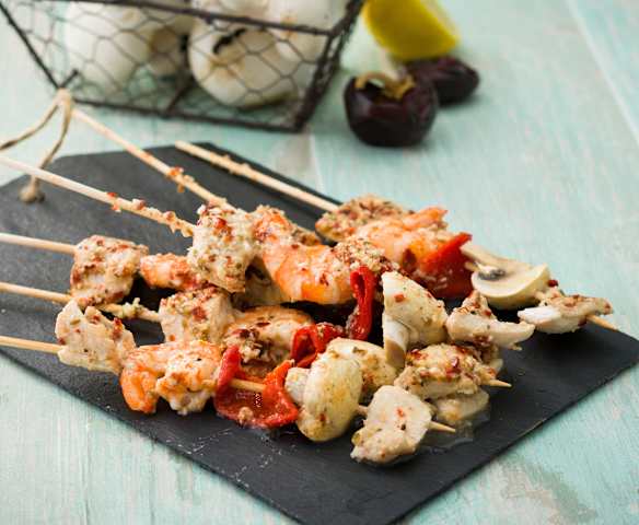 Brochetas de palometa adobada