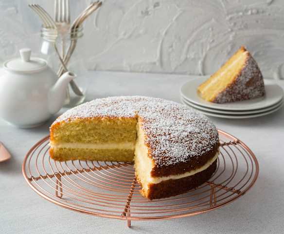 Easy coconut cake Easy coconut cake