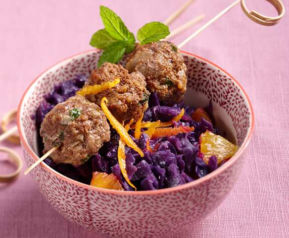 Pulpety wołowe z czerwoną kapustą