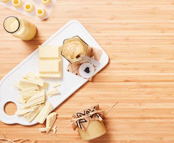 Eierlikörcreme mit weißer Schokolade