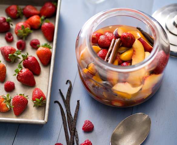 Summer fruits in mulled cider syrup Summer fruits in mulled cider syrup