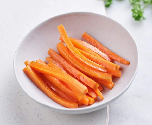 Bastones de zanahoria dorados (200 g)