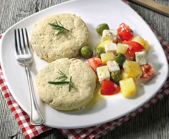Burger di tacchino e insalata di patate