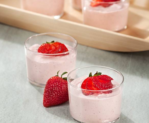 Mousse de chocolate blanco y fresa