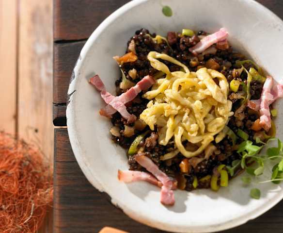 Linsen mit Spätzle oder wahlweise mit Knöpfle