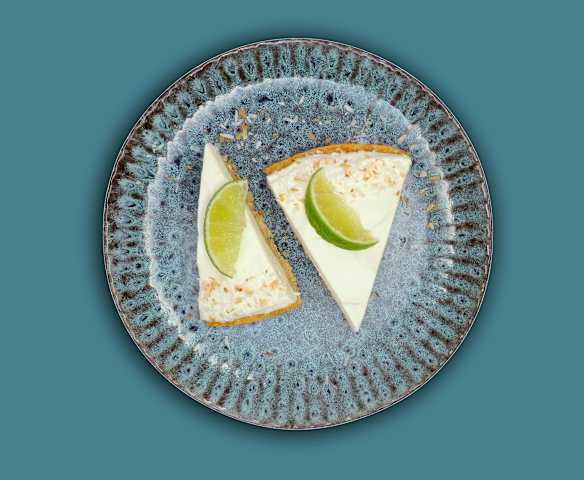 Limetten-Kokos-Frischkäse-Torte
