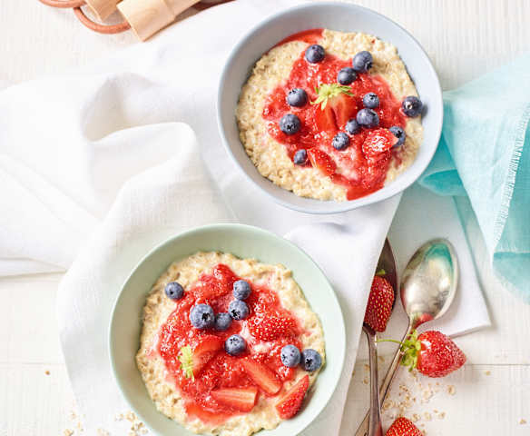 Porridge au coulis de fraises Porridge au coulis de fraises