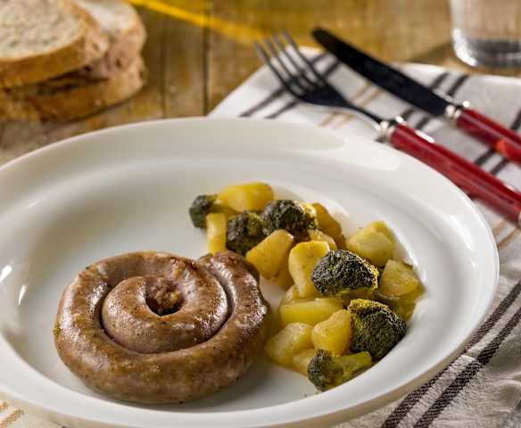 Salsiccia, patate e broccoli sottovuoto