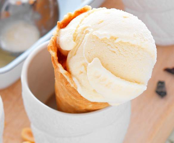 Glace aux cacahuètes (ou aux noisettes)