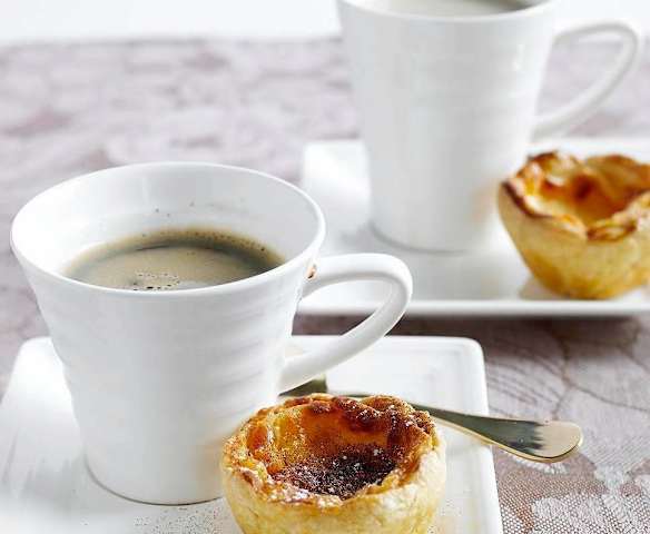 Pastéis de Nata (Custard Pastries)