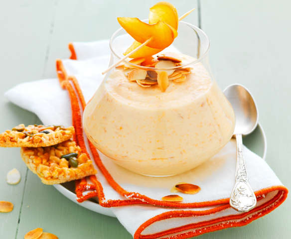 Mousse d'abricot aux amandes