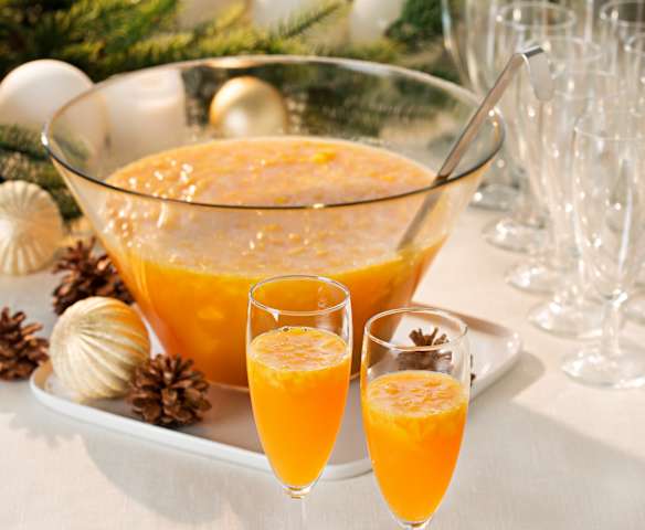 Tropischer Sektcocktail