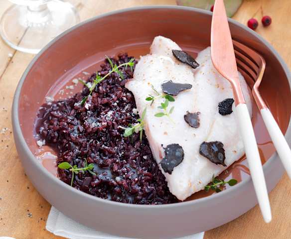 Filet de saint-pierre, riz vénéré et jus truffé