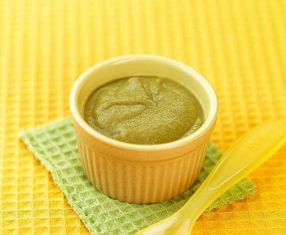 西兰花猪肝泥(10~12个月辅食)