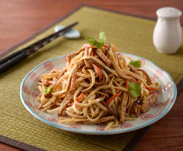 沙茶什錦炒麵