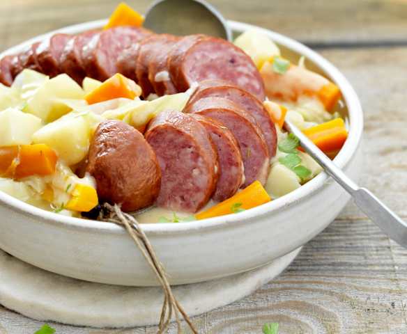 Potée au chou et à la saucisse de Morteau