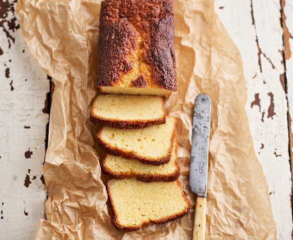 Bolo de leite condensado e ananás