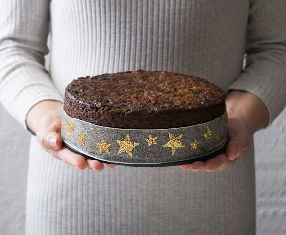 Vegan Christmas cake
