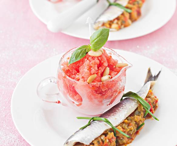 Boquerones marinados con sorbete de Bloody Mary