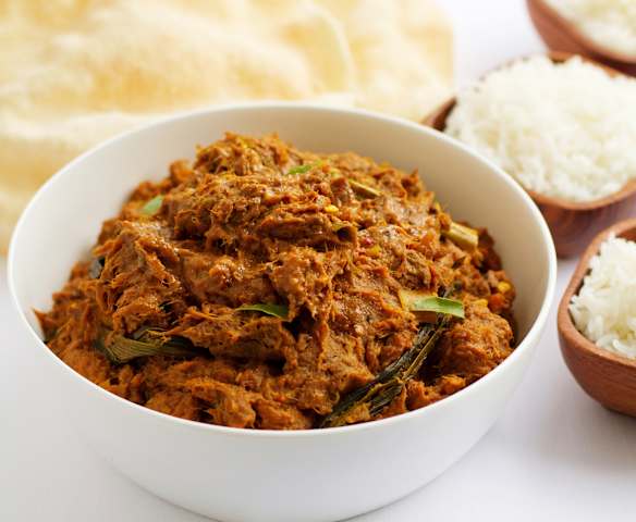 Sri Lankan Red Beef Curry