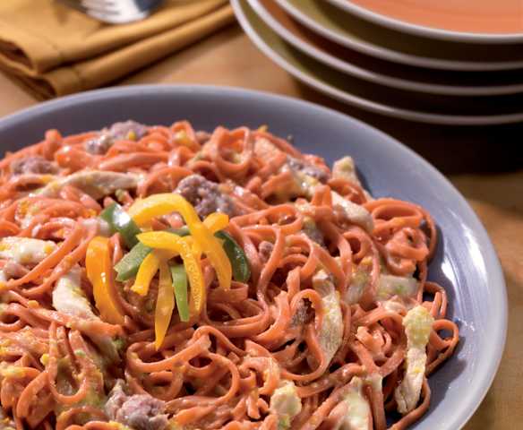 Tagliatelle salsiccia e peperoni