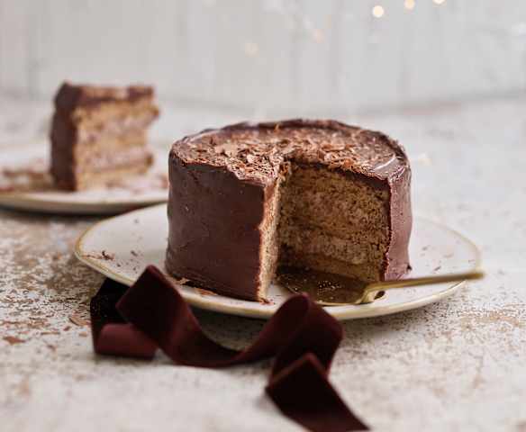 Bolo de chocolate com recheio de mascarpone