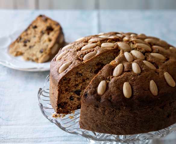 Dundee Cake Dundee Cake