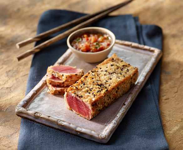 Sashimi vom Thunfisch mit Limetten-Sesam-Vinaigrette