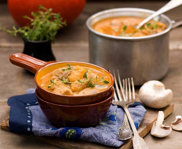 Gulasz wieprzowy z dynią i pieczarkami