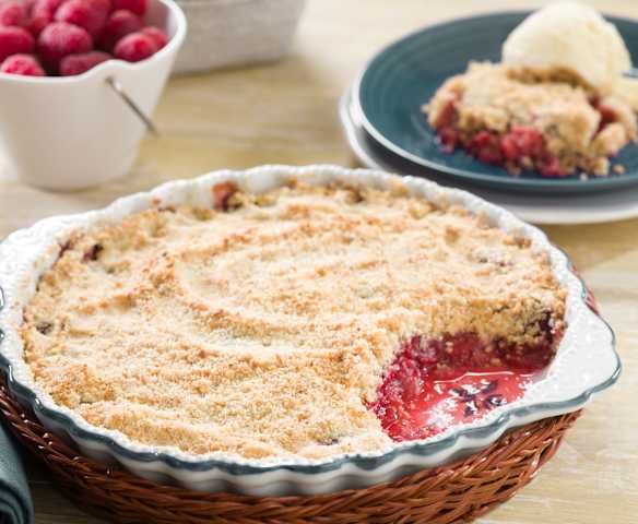 Crumble de manzana y frambuesas