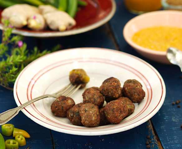Kofta de borrego com chutney de manga