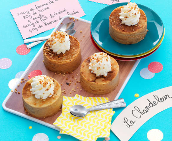Petits gâteaux de crêpes à la pomme et au caramel