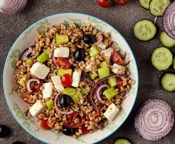 Speltsalat med feta og tomater (1500 kcal)